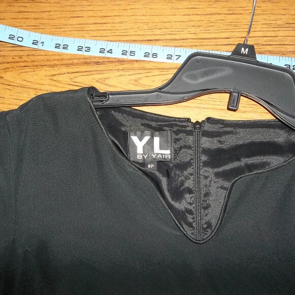 YL Dress Size 8P - Picture 6 of 6